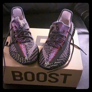 Kanye West YEEVY 350 V2